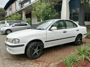 Nissan FB15 2004 White