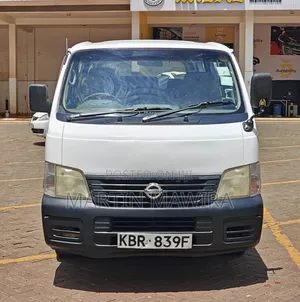 Nissan Caravan (Urvan) 2005 White