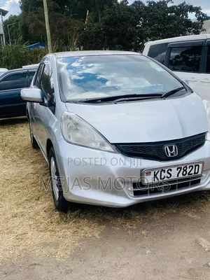 Honda Fit 2011 Silver