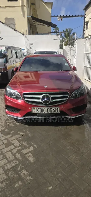 Mercedes-Benz E250 2018 Red
