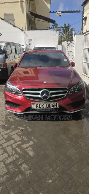 Mercedes-Benz E250 2018 Red