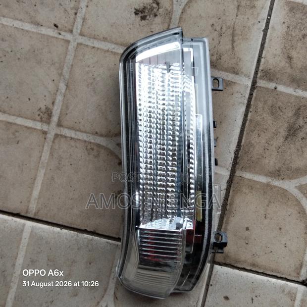 Mitsubishi Pajero V90 Sidemirror Indicator