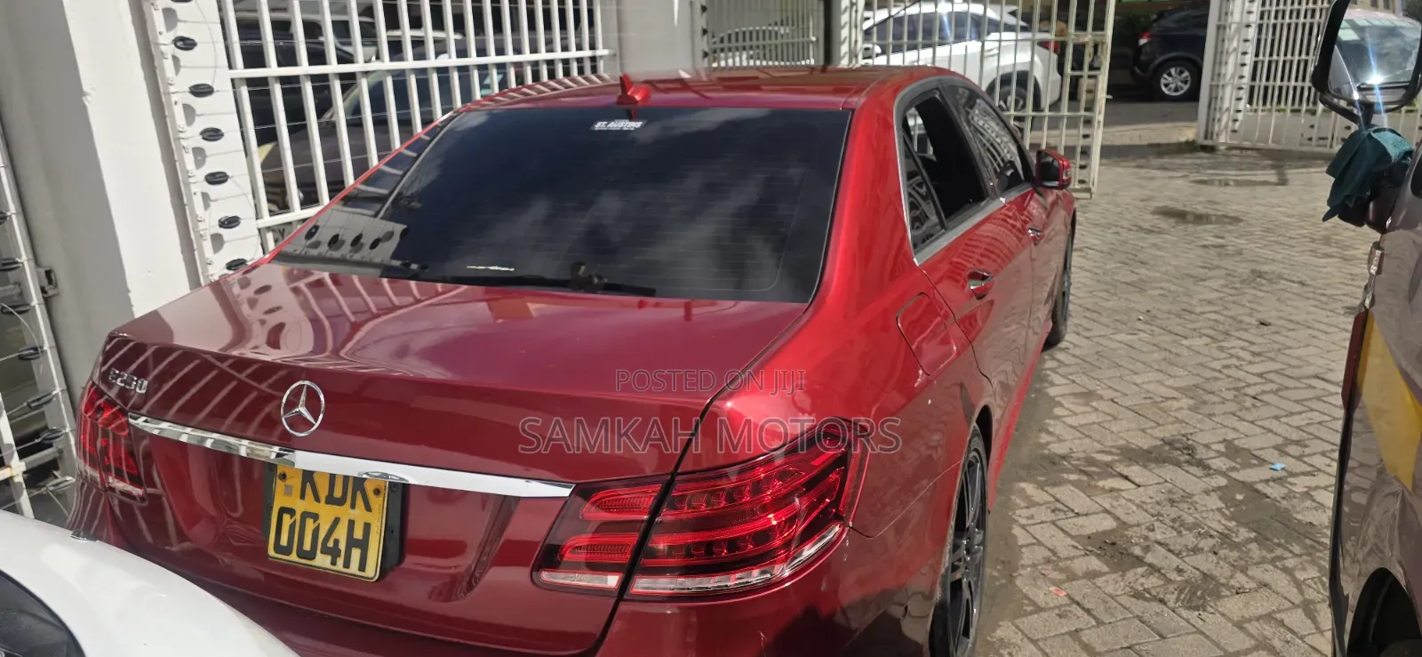 Mercedes-Benz E250 2018 Red