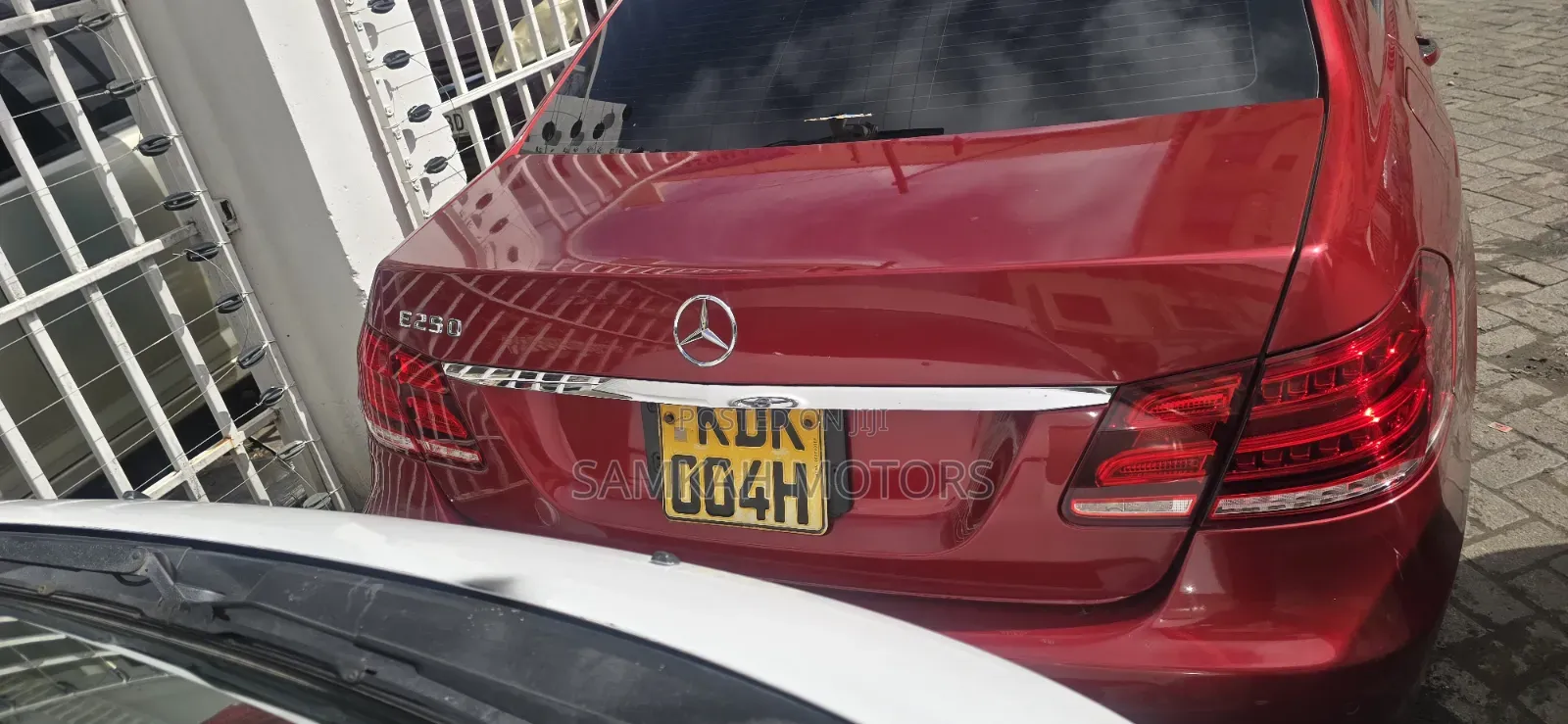 Mercedes-Benz E250 2018 Red