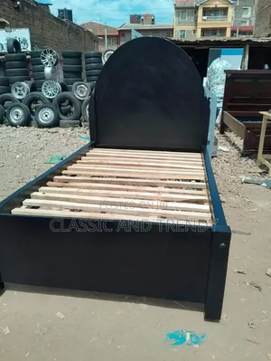 4x6 Wooden Black Bed