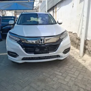 Honda Vezel 2019 White