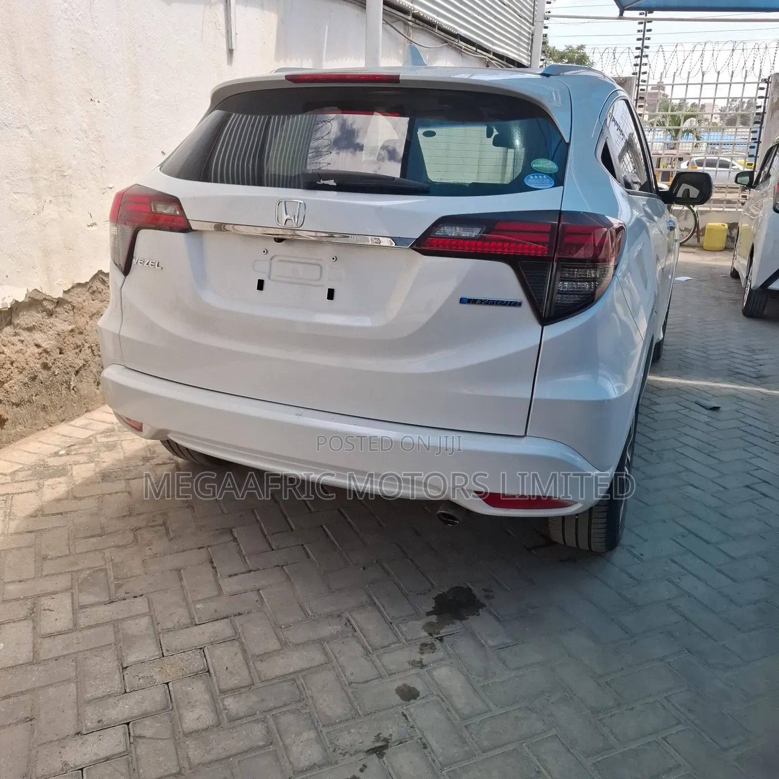 Honda Vezel 2019 White