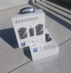 3-in-1 Type-C F11-2 Wireless Lavalier Microphone