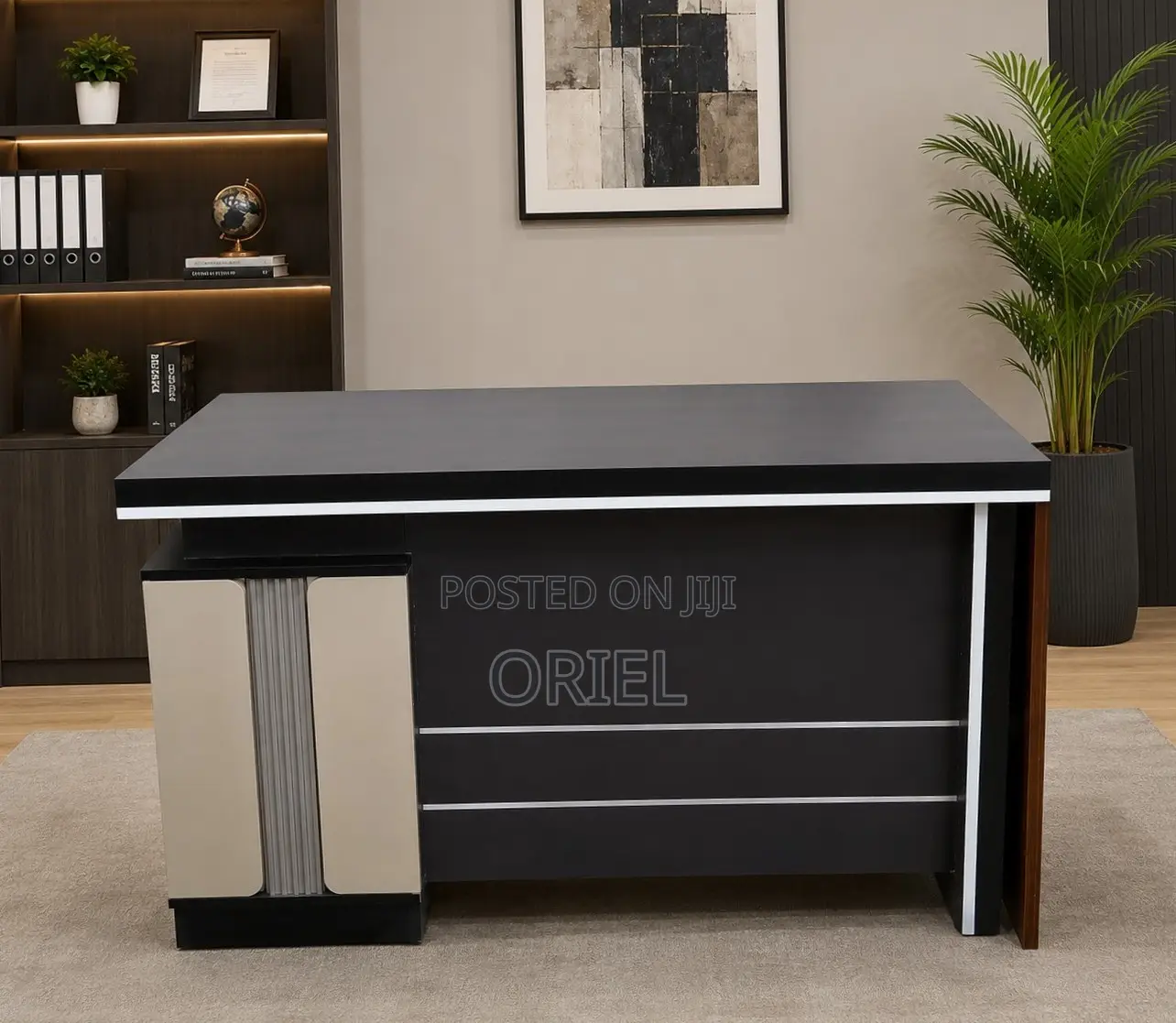 Executive Office Desk : 1.4Metres Compact Desk