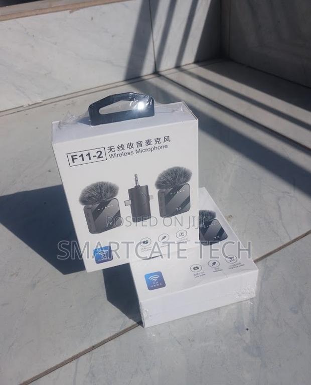 20m Long Range F11-2 Wireless Plug Play Recording Vlogging