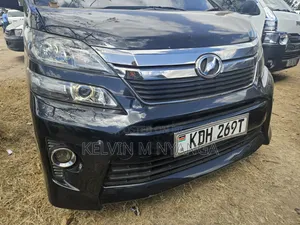 Toyota Vellfire 2014 Black
