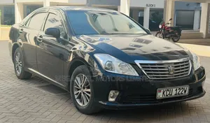 Toyota Crown 2012 Black