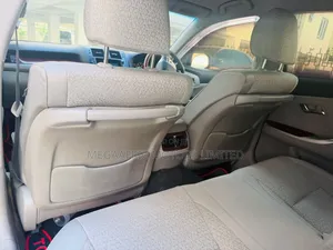 Toyota Crown 2012 Black