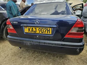 Mercedes-Benz C180 1997 Blue