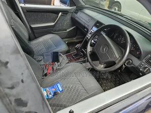Mercedes-Benz C180 1997 Blue