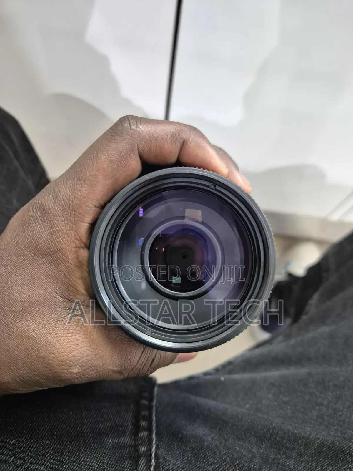 Tamron 70-300mm F/4-5.6 Di LD Macro Autofocus Lens for Nikon AF Clean.