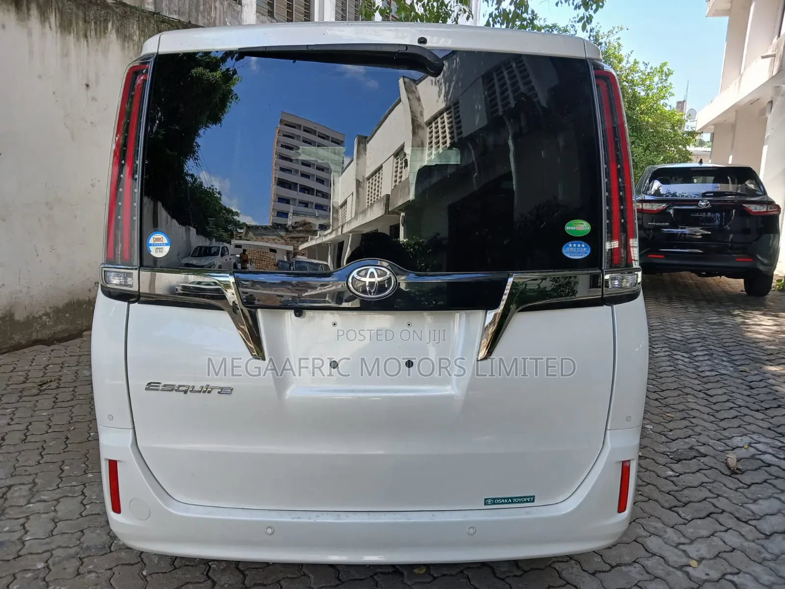 Toyota Esquire 2019 White