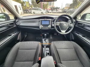 Toyota Axio 1.5 Hybrid G 2WD 2020 Silver