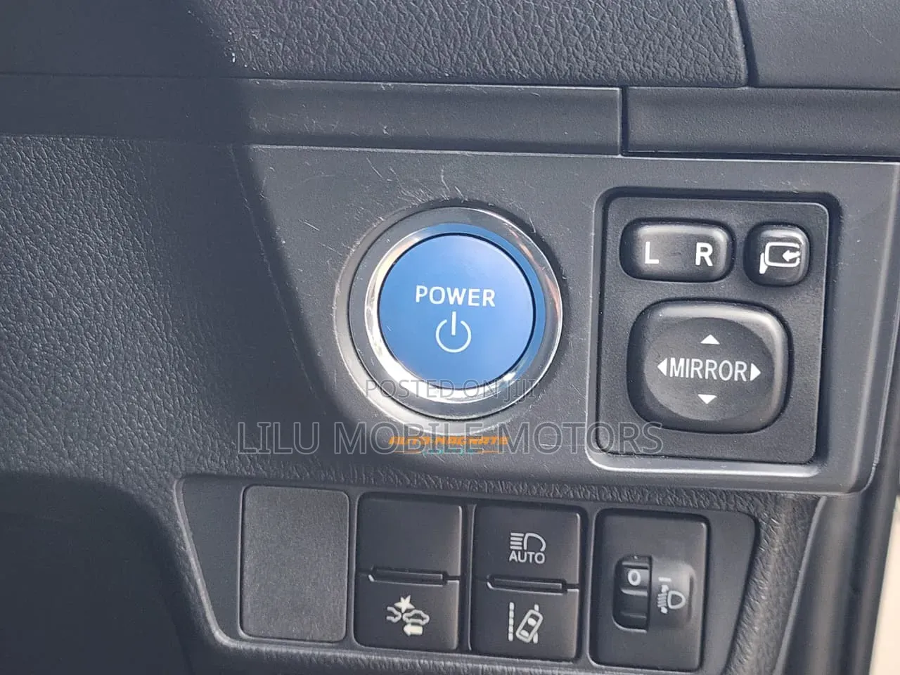 Toyota Axio 1.5 Hybrid G 2WD 2020 Silver