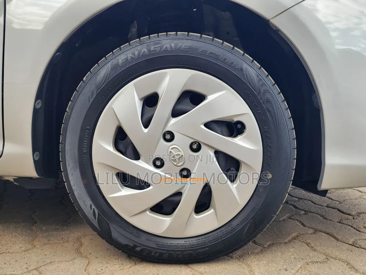 Toyota Axio 1.5 Hybrid G 2WD 2020 Silver