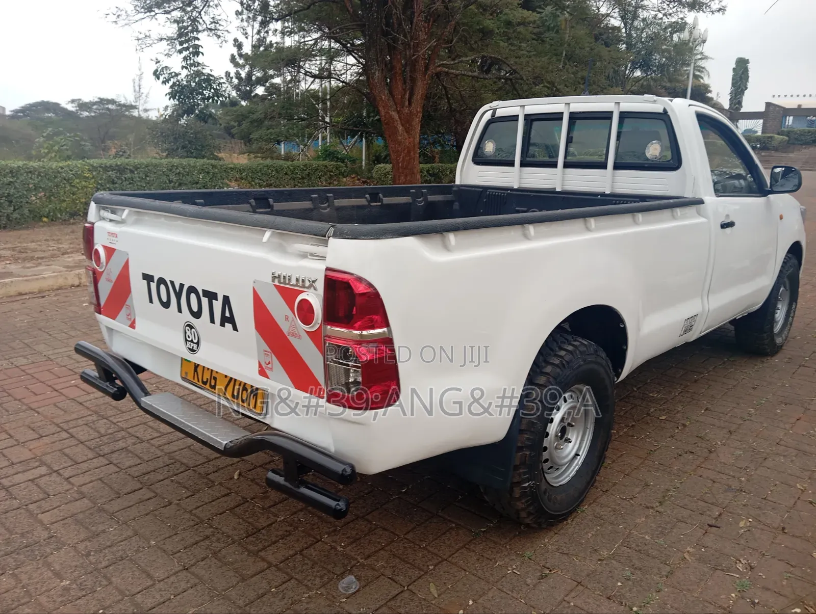 Toyota Hilux 2015 White