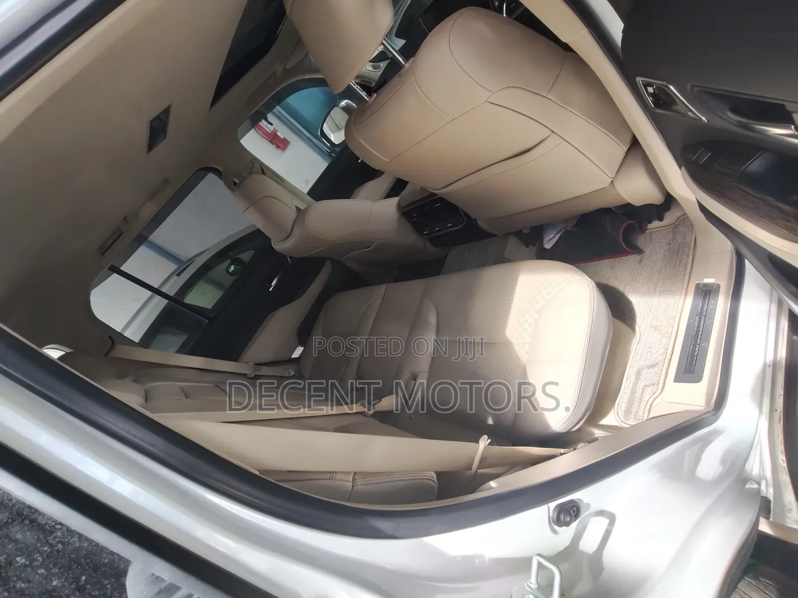 Toyota Land Cruiser 2021 White