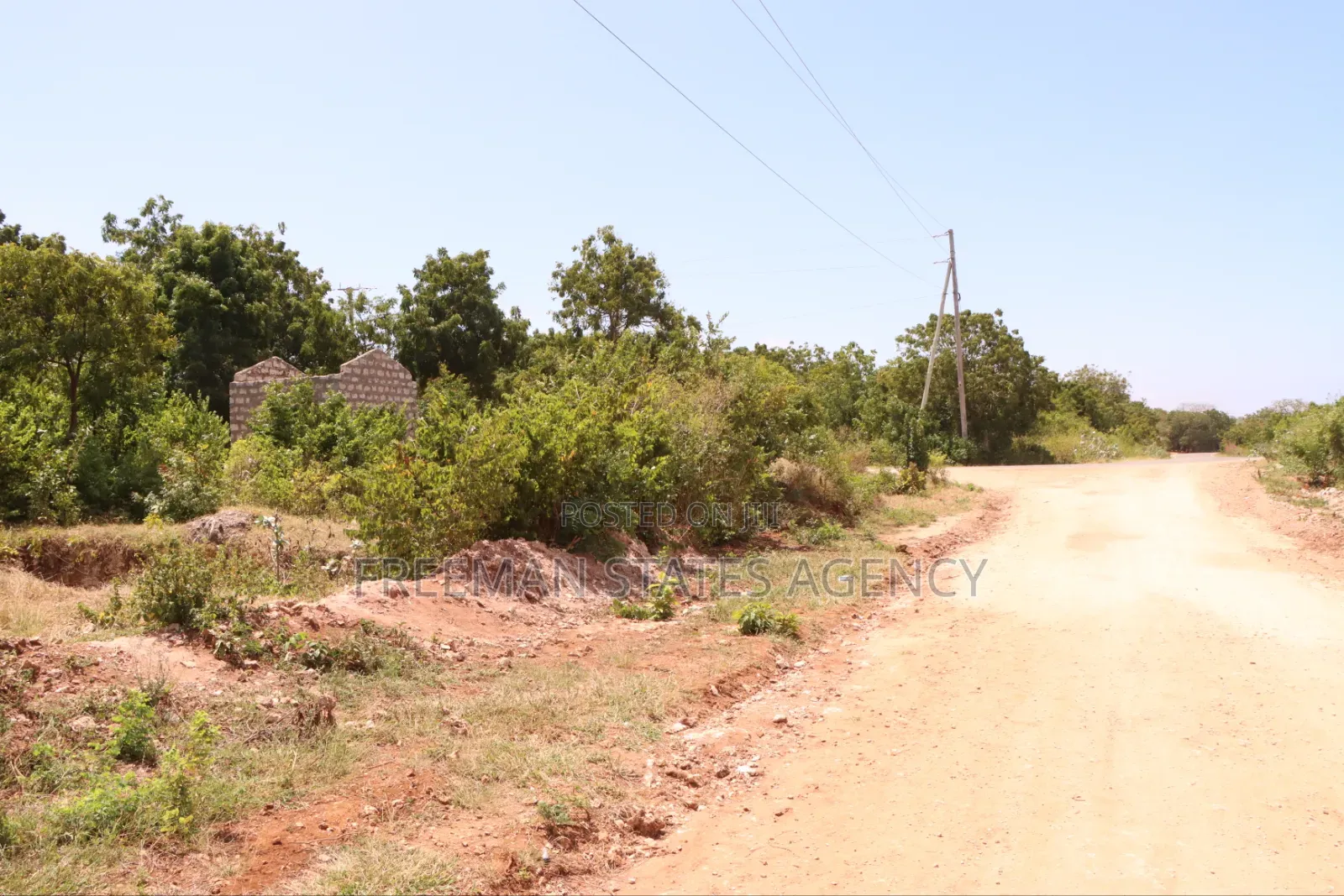 KILIFI BOFA 50x100 PLOT - 5min Walk to the Beach