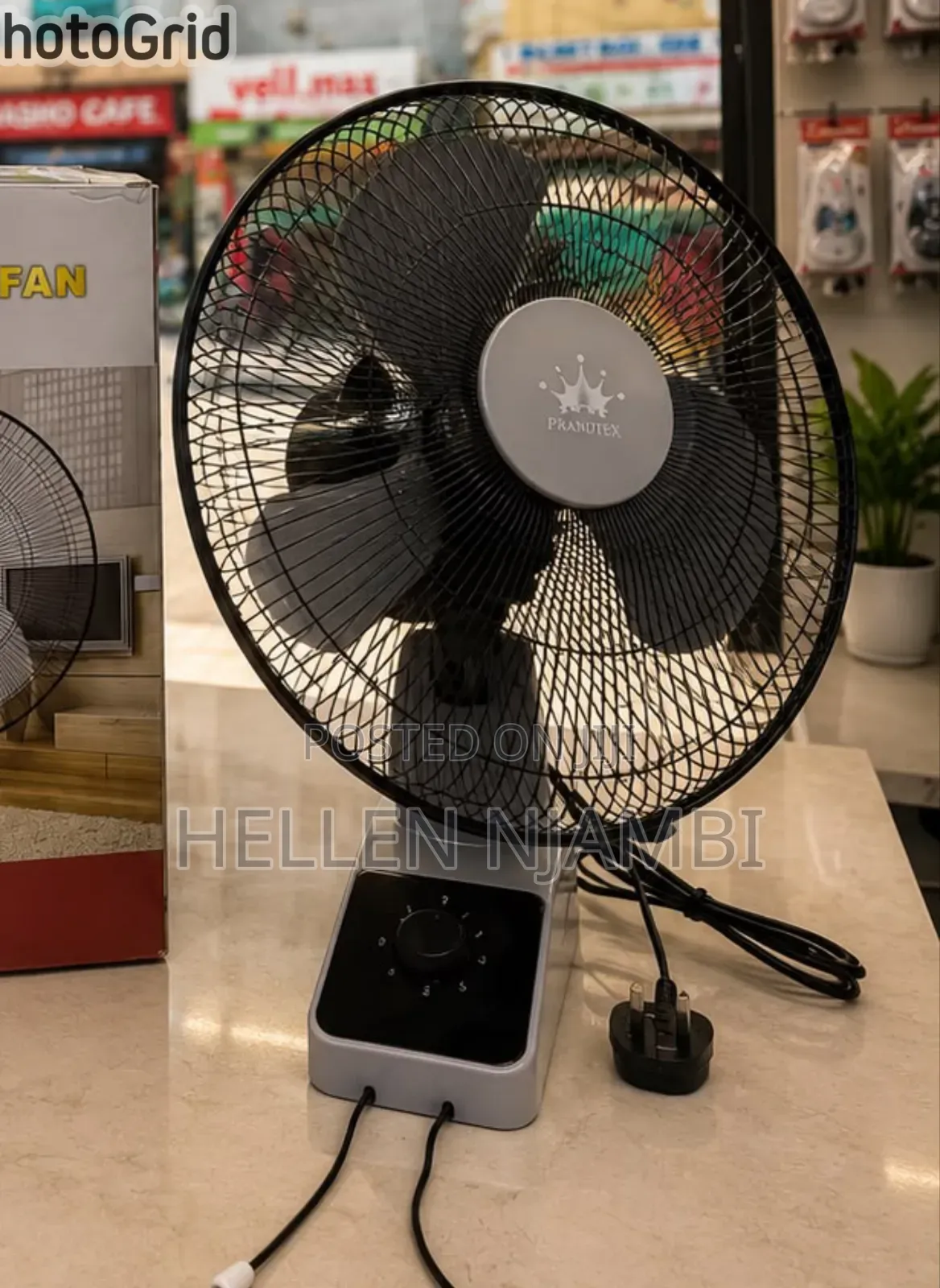 18iches Wall Fan 
With Remote