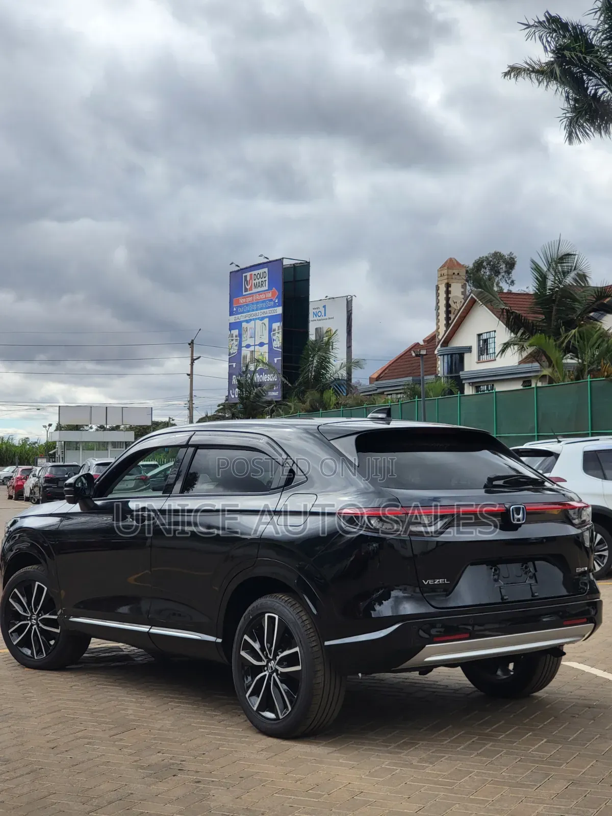 Honda Vezel 2021 Black