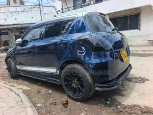 Suzuki Swift 2015 Blue