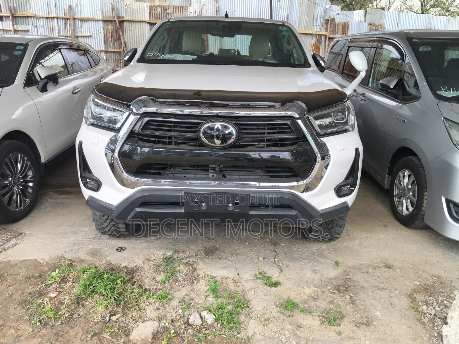 Toyota Hilux 2020 White