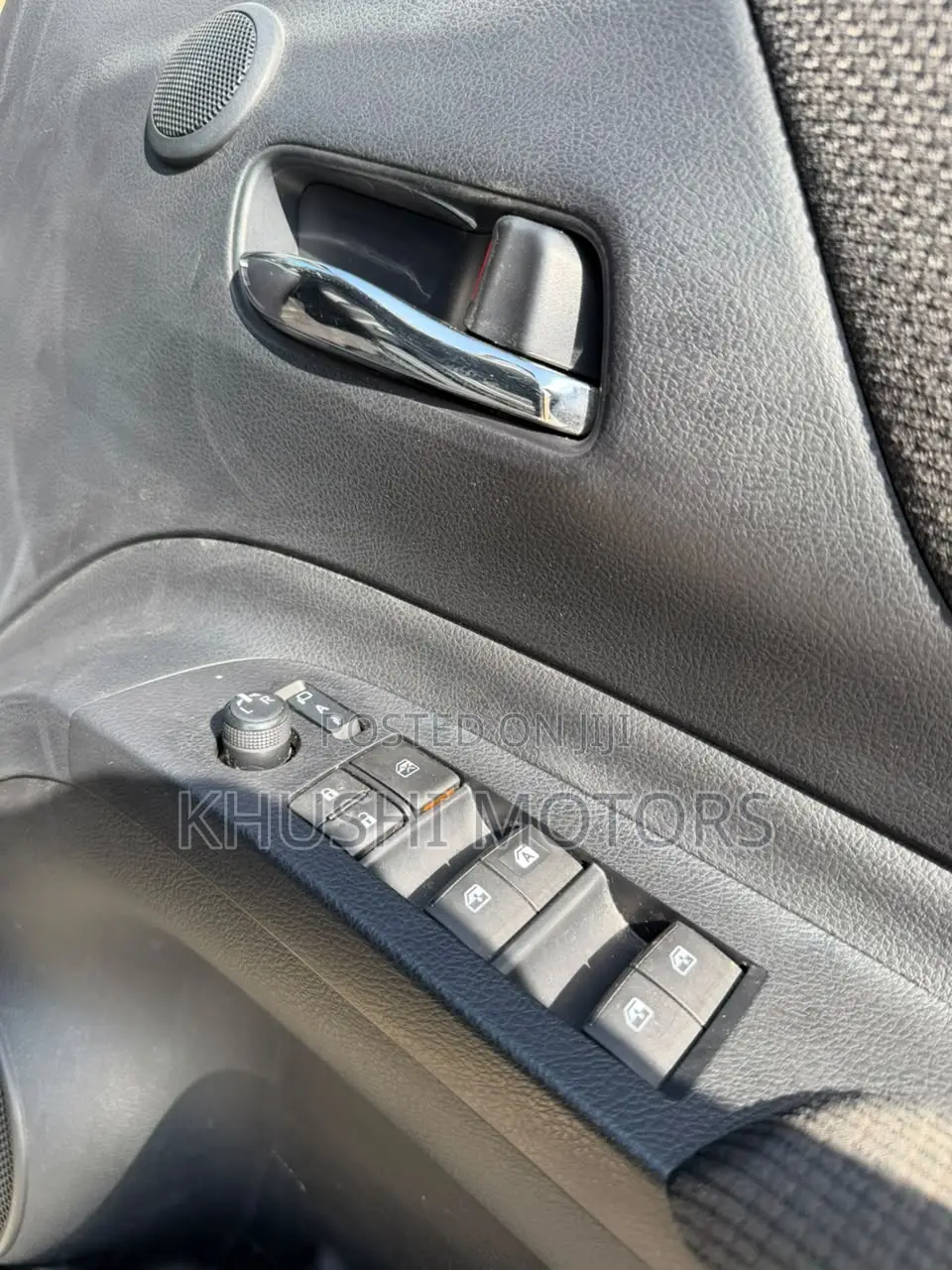 Toyota Sienta 2019 Beige