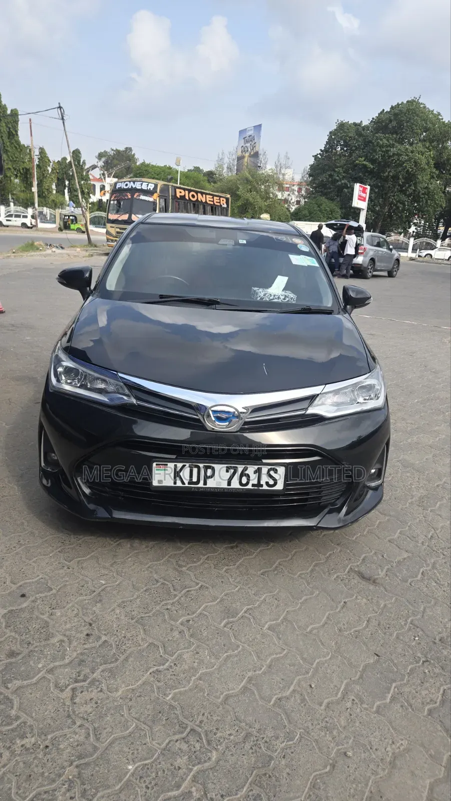 Toyota Corolla Fielder 2018 Black