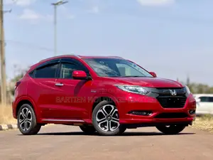 Honda Vezel 1.5 Hybrid 2WD 2018 Red