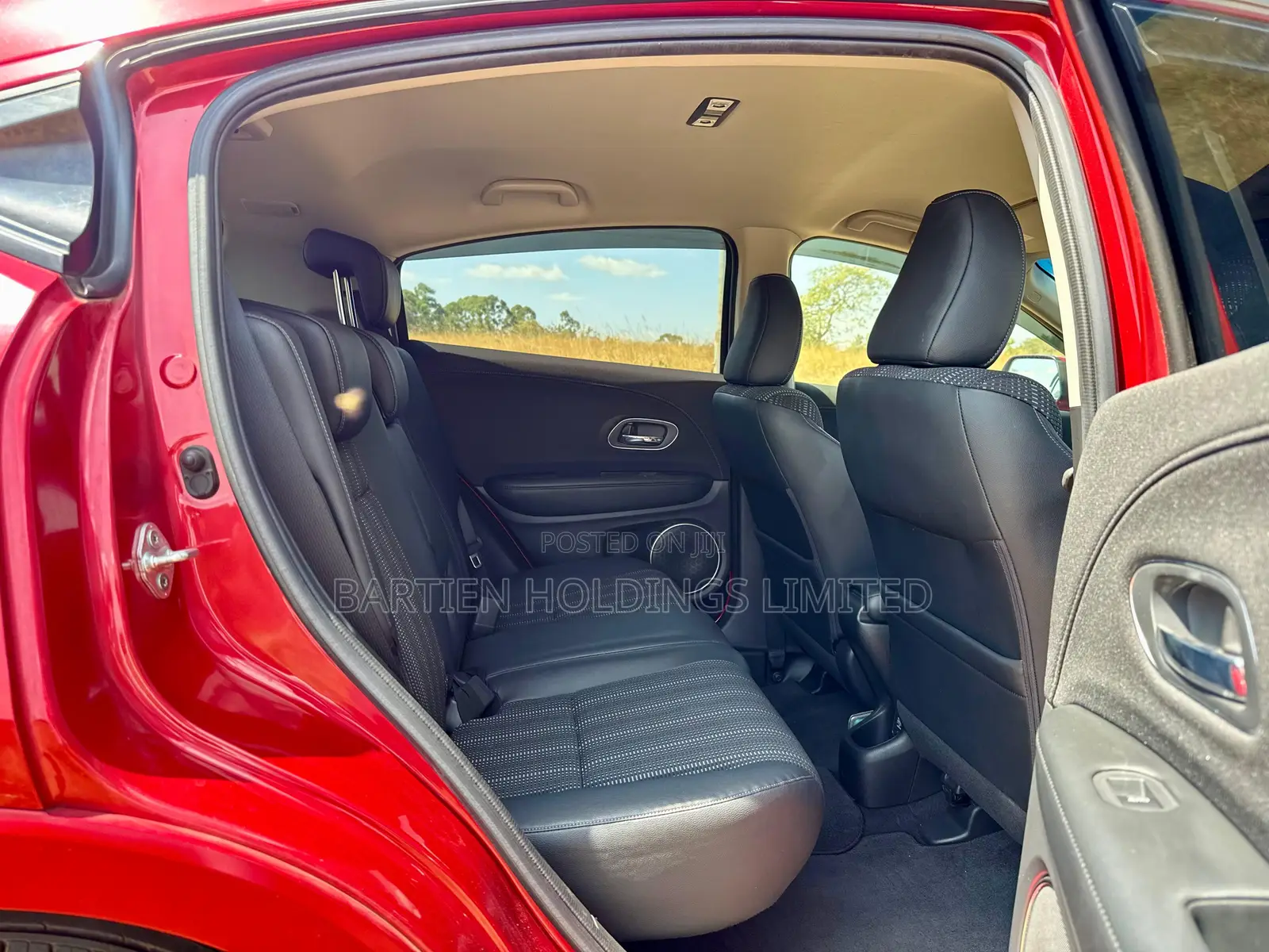Honda Vezel 1.5 Hybrid 2WD 2018 Red