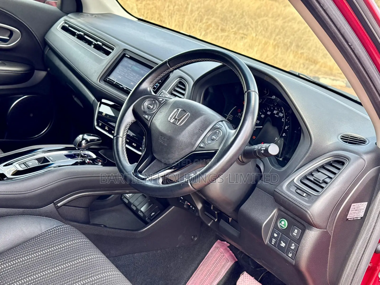 Honda Vezel 1.5 Hybrid 2WD 2018 Red