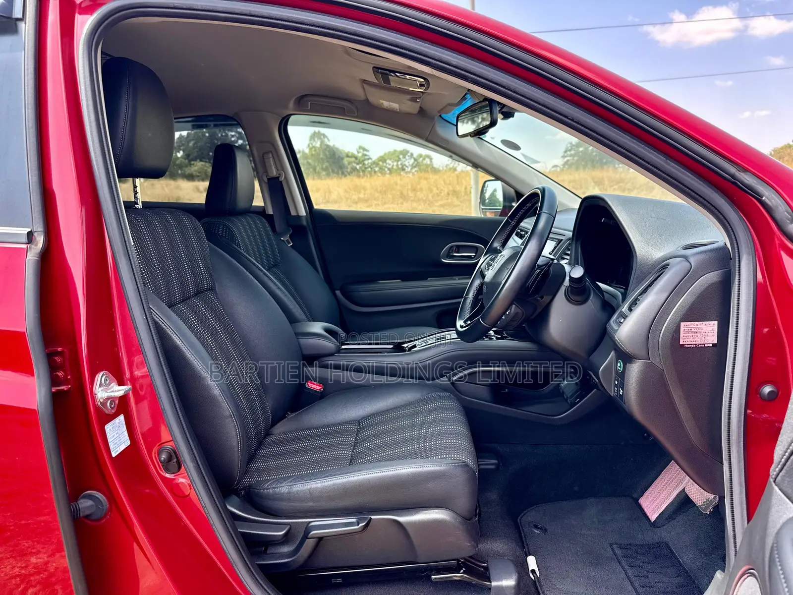 Honda Vezel 1.5 Hybrid 2WD 2018 Red