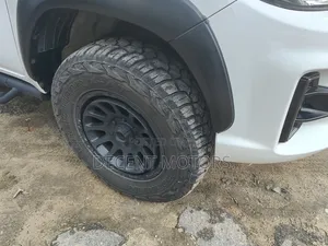 Toyota Hilux 2.8 Diesel 2020 White
