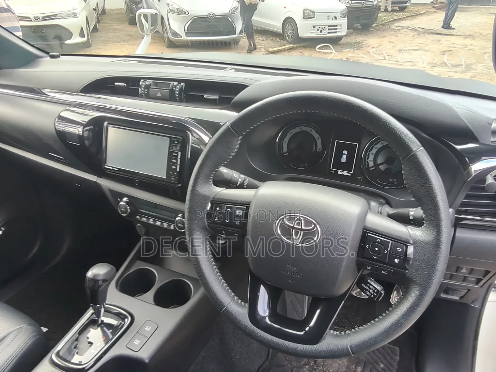 Toyota Hilux 2.8 Diesel 2020 White