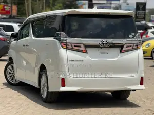 Toyota Vellfire 2019