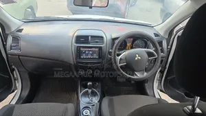 Mitsubishi RVR 2018 White