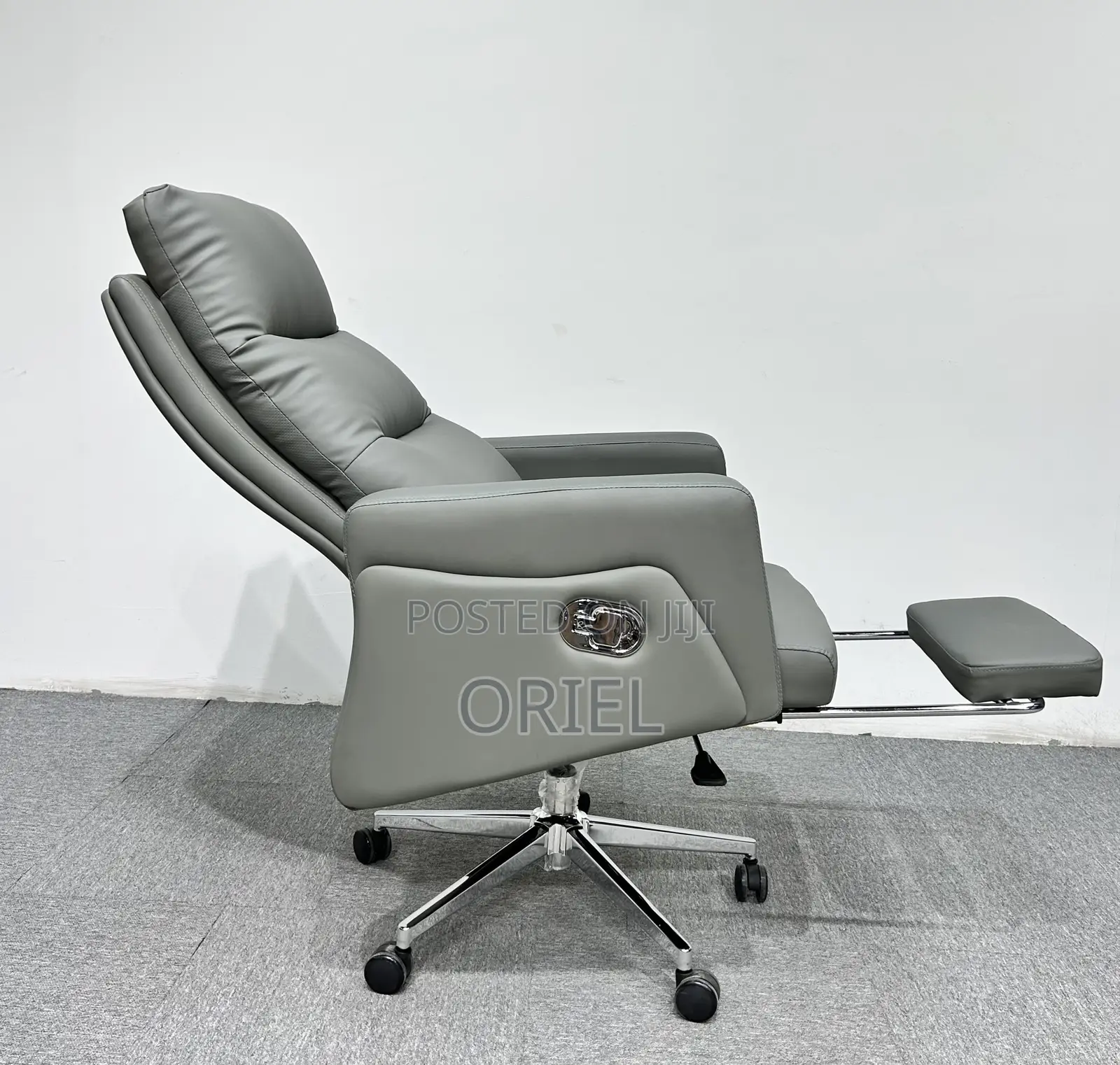 Office Chair : Ergonomic Black Recliner Chair
