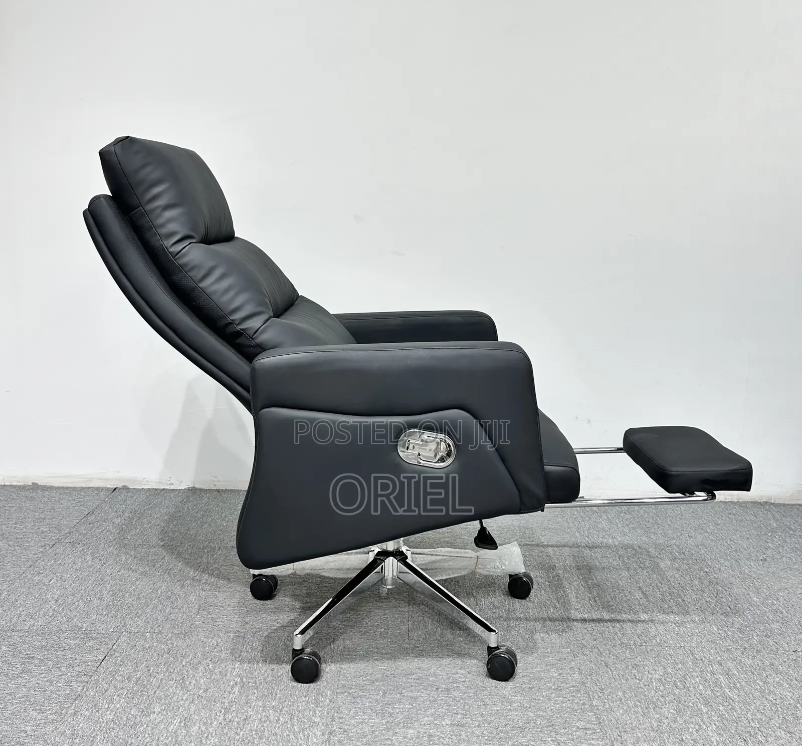 Office Chair : Ergonomic Black Recliner Chair