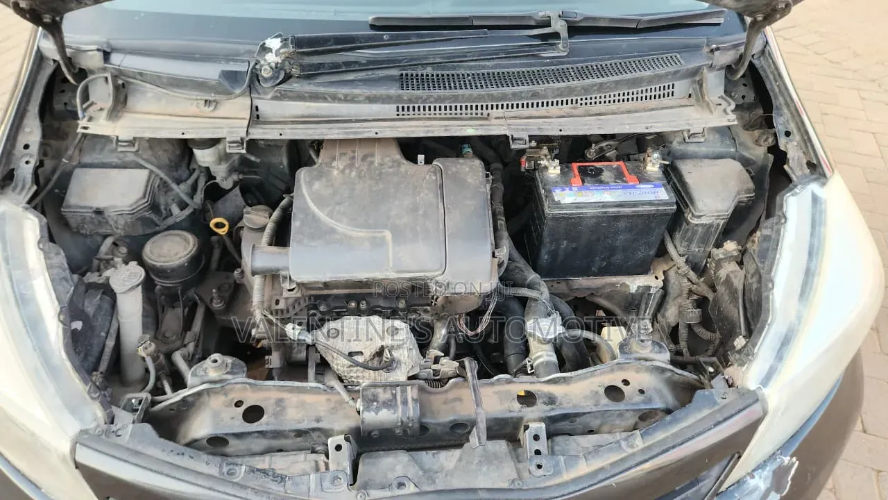 Toyota Vitz 2012 Black