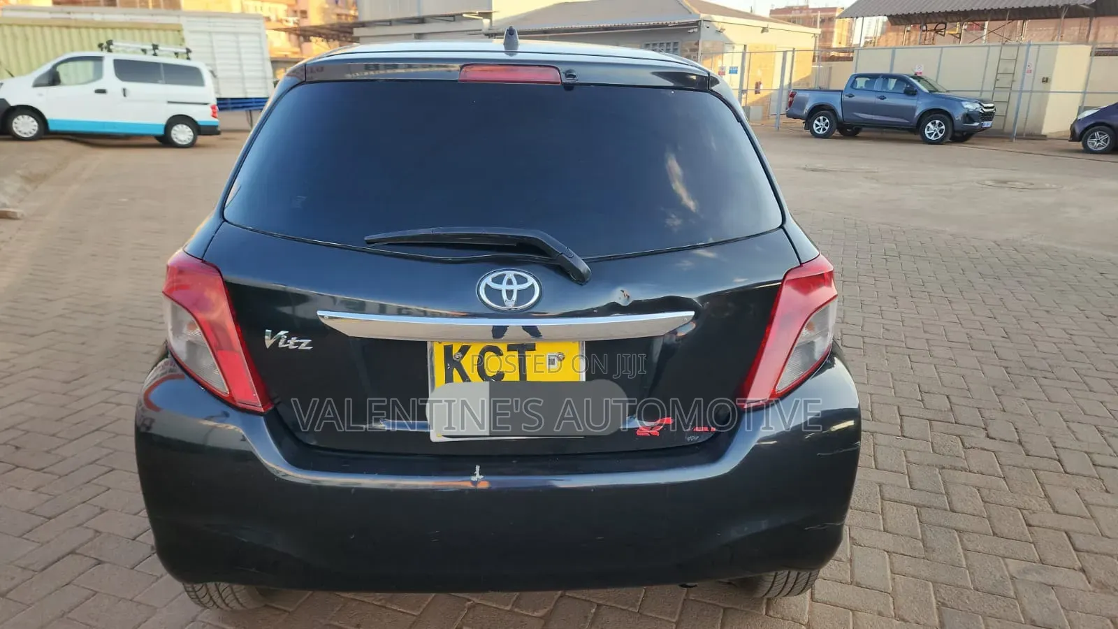 Toyota Vitz 2012 Black