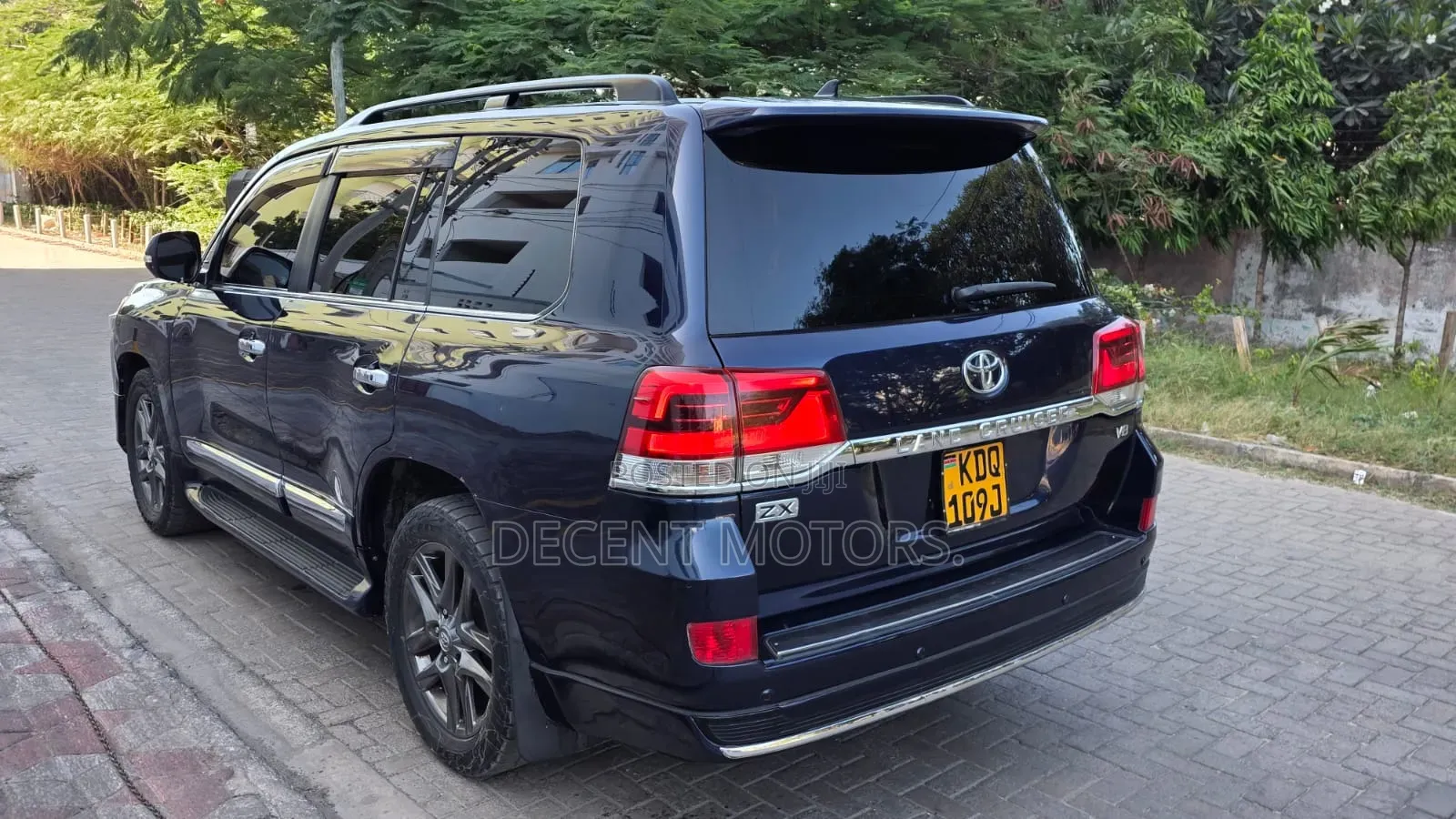 Toyota Land Cruiser 2014 Blue
