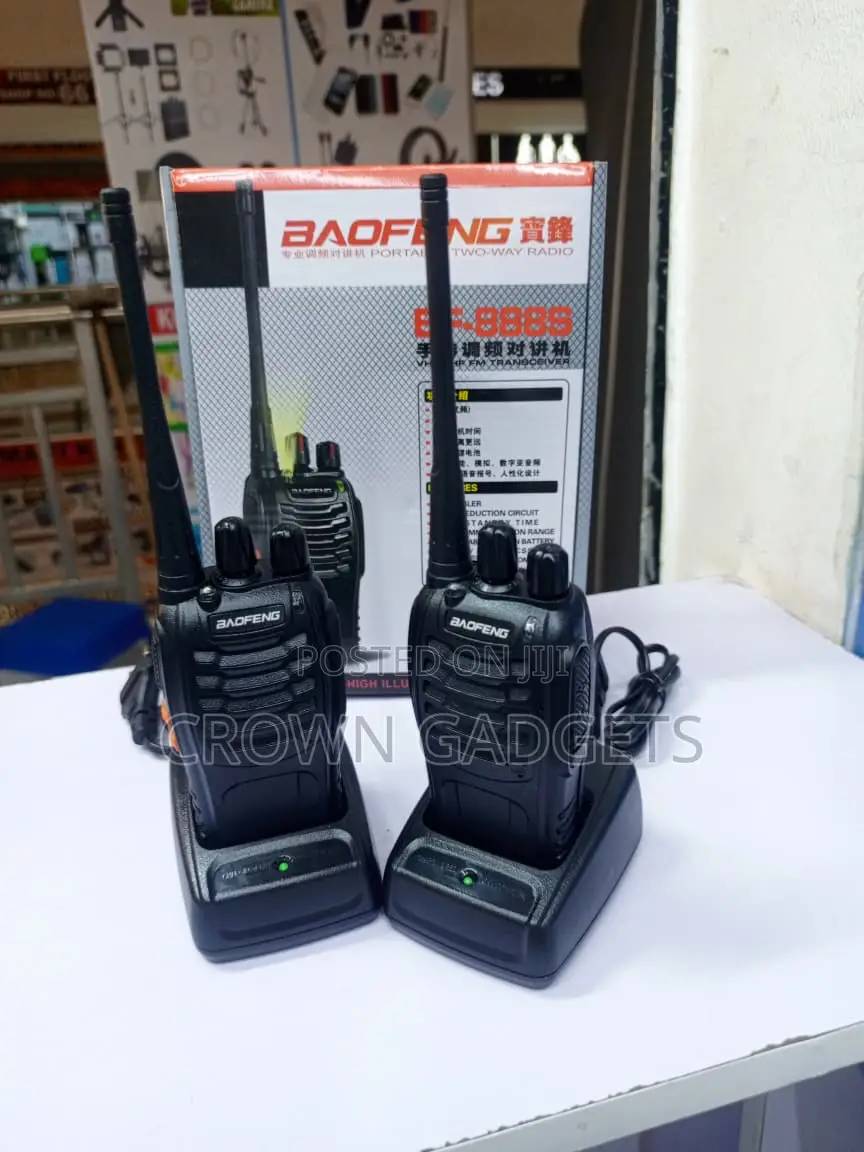 Baofeng BF-888S Walkie Talkie Pair UHF Rechargeable Two Way Radios