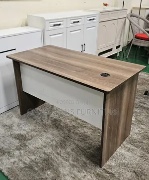 Two Tone 1.4M Minimalistic Office Desk