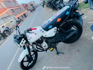 Bajaj Boxer 150 UG 2024 Red