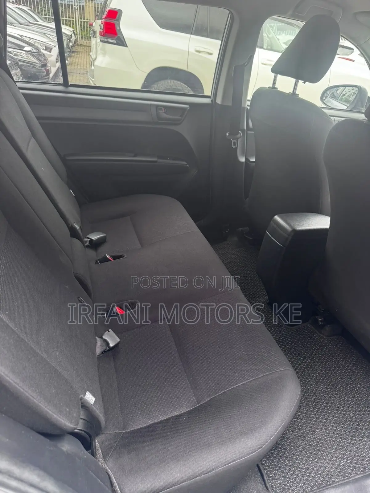 Toyota Corolla Fielder 1.5 Petrol FWD 2019 Silver